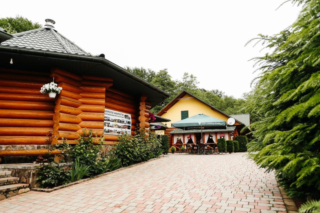 Chudodievo In Chynadievo Mini-Hotel Chynadiyovo Extérieur photo
